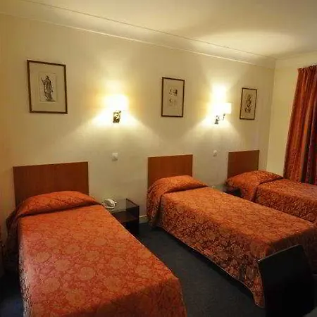 Ibis Styles Montmartre Batignolles Parijs