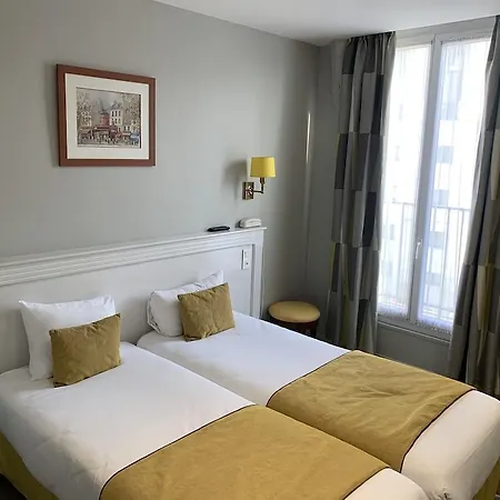 Ibis Styles Montmartre Batignolles Hotel 3*