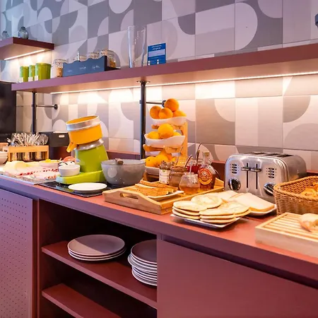Hotel Ibis Styles Montmartre Batignolles