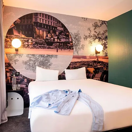 Hotel Ibis Styles Montmartre Batignolles París