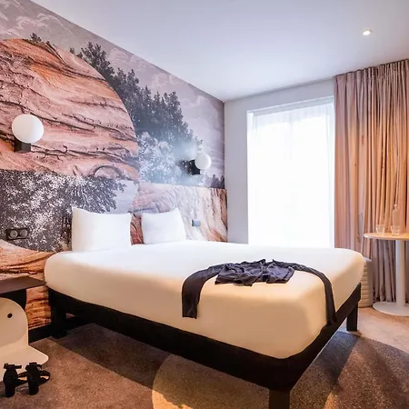 Ibis Styles Montmartre Batignolles 3* París