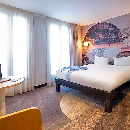Otel Ibis Styles Montmartre Batignolles 3*