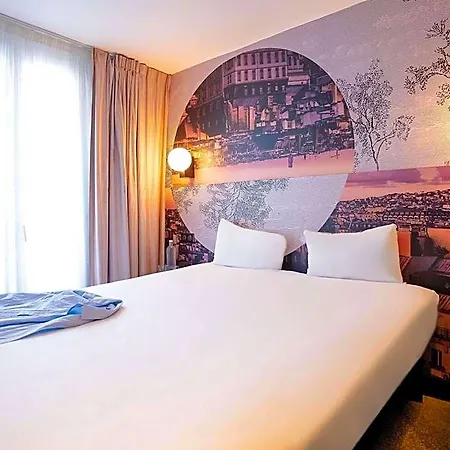 Otel Ibis Styles Montmartre Batignolles 3*