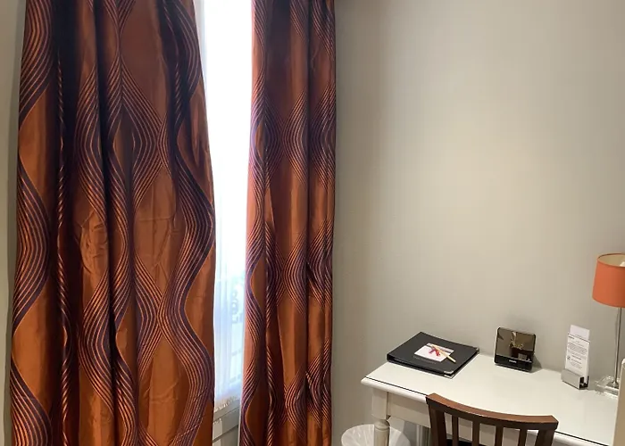 Hotel Ibis Styles Montmartre Batignolles