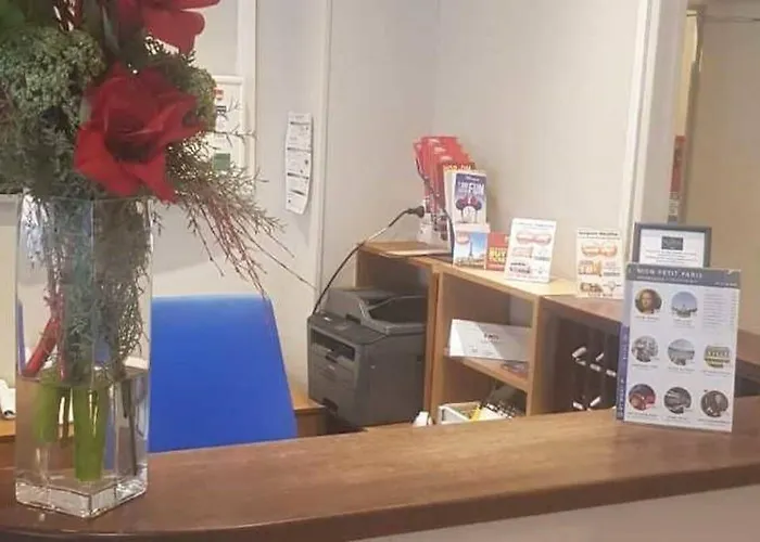 ホテル Ibis Styles Montmartre Batignolles パリ