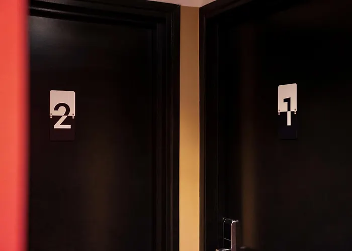 ホテル Ibis Styles Montmartre Batignolles 3*