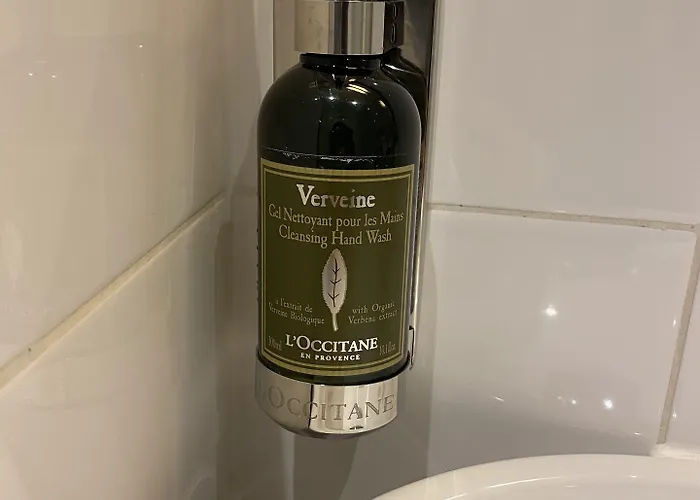 Ibis Styles Montmartre Batignolles 3* パリ