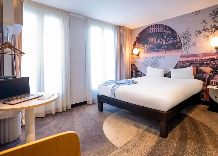 Ibis Styles Montmartre Batignolles ホテル パリ
