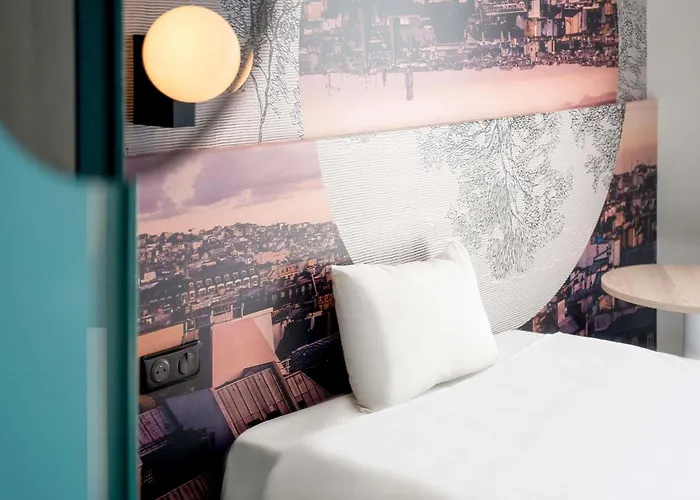 ホテル Ibis Styles Montmartre Batignolles パリ