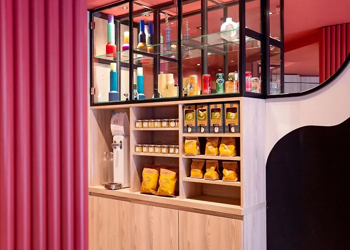 Ibis Styles Montmartre Batignolles ホテル 3*