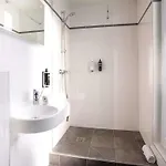 Ibis Styles Montmartre Batignolles ホテル パリ