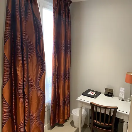 Hotel Ibis Styles Montmartre Batignolles