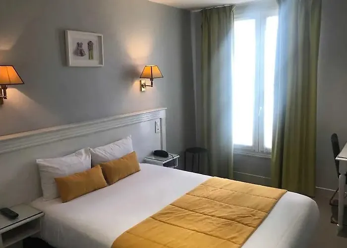 Ibis Styles Montmartre Batignolles 3*
