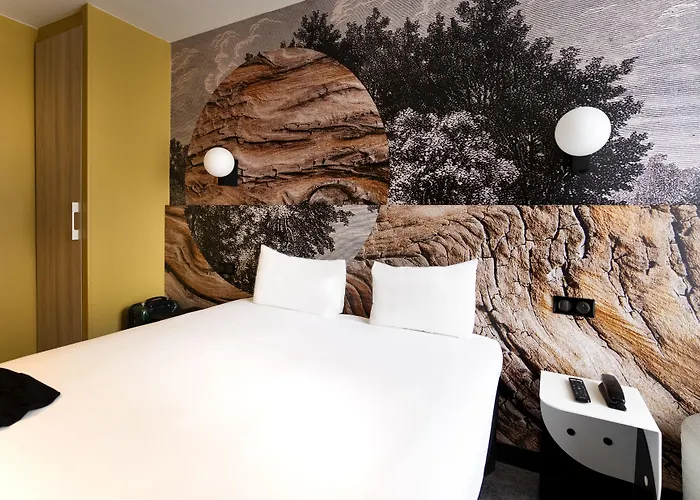 ホテル Ibis Styles Montmartre Batignolles 3*