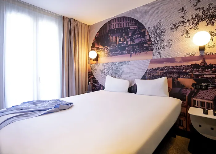Ibis Styles Montmartre Batignolles Hotel 3*